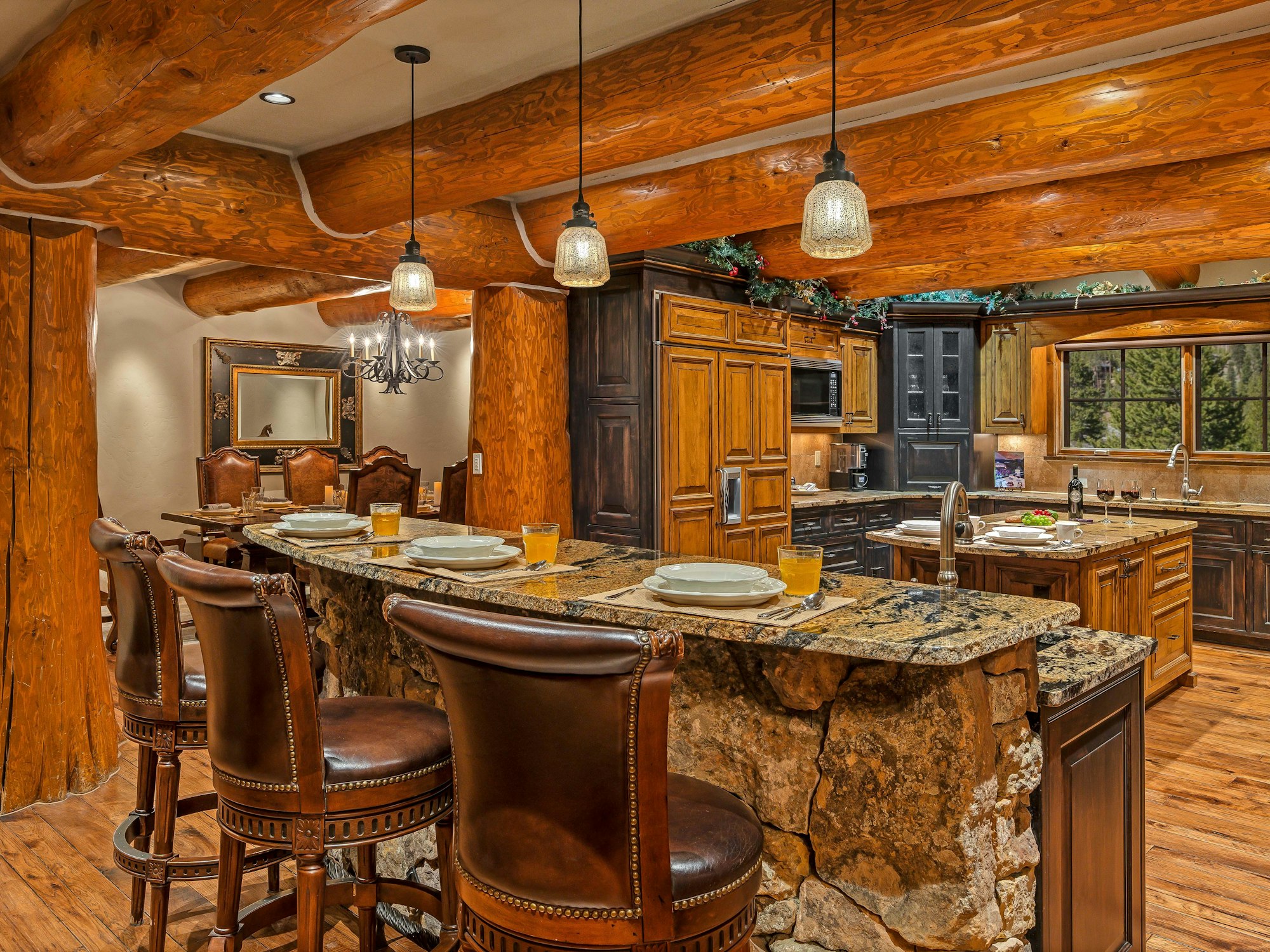 Kitchen and bar area